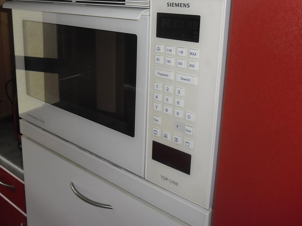 Schloss Weichs Zu Regensburg Mit 2Schlafzimmer Parkplatz Internet 75Qm Zentrum Exterior foto