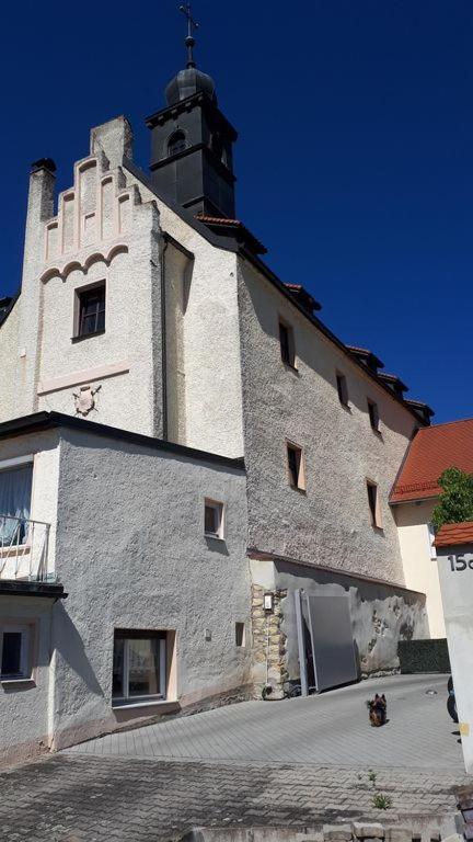 Schloss Weichs Zu Regensburg Mit 2Schlafzimmer Parkplatz Internet 75Qm Zentrum Exterior foto